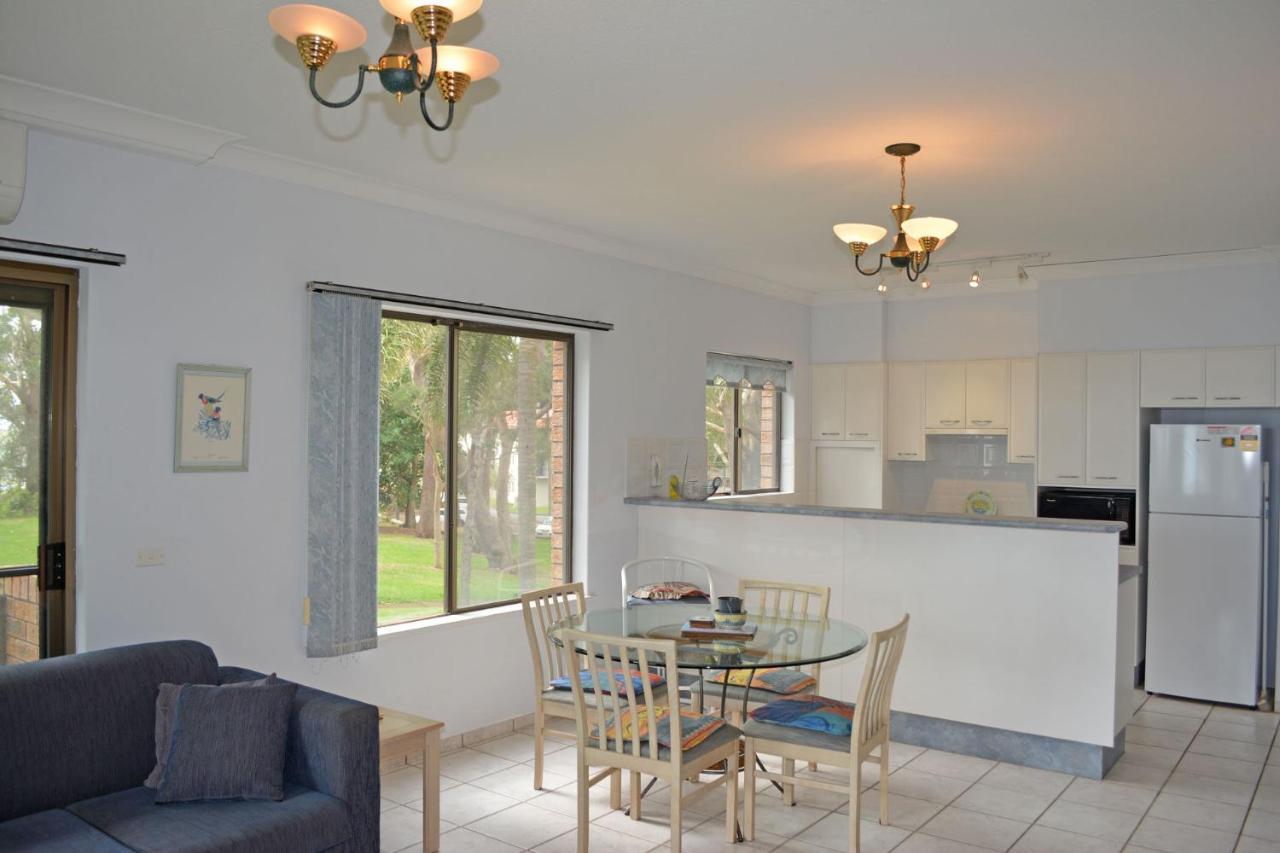 Sailfish, 3,46 Magnus Street - Unit With Stunning Water Views And Close To Town Nelson Bay Exterior photo